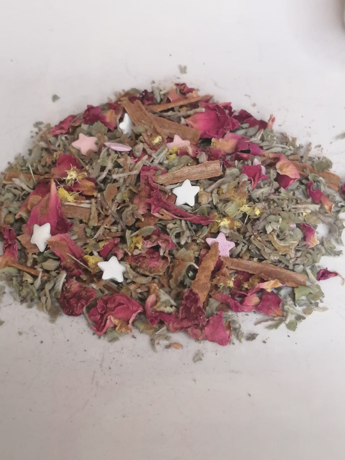 Amortentia Love Spell Tea — Love-Drawing Herbal Blend